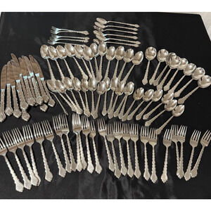 Oneida Community Stainless CELLO Flatware Set Betty Crocker 107 Pcs with Serving